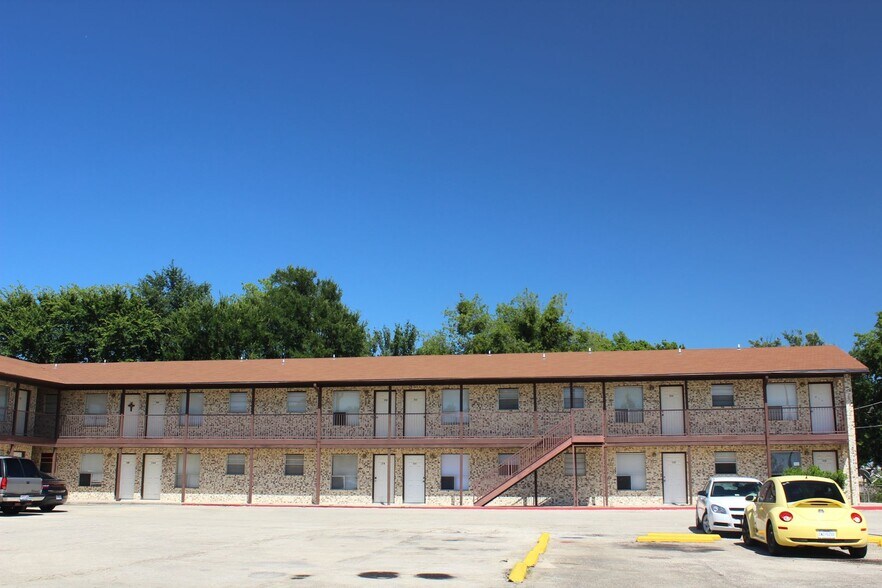 Primary Photo - 3109 Atkinson Ave