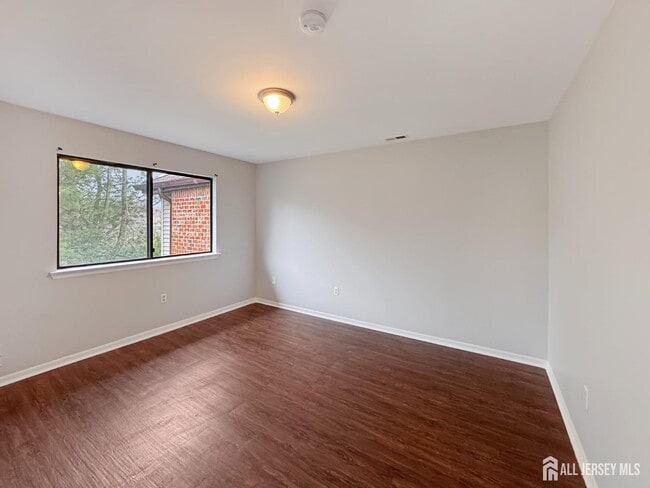 Building Photo - 3908 Birchwood Ct