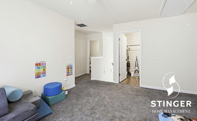 Building Photo - 100 Patriot Ct