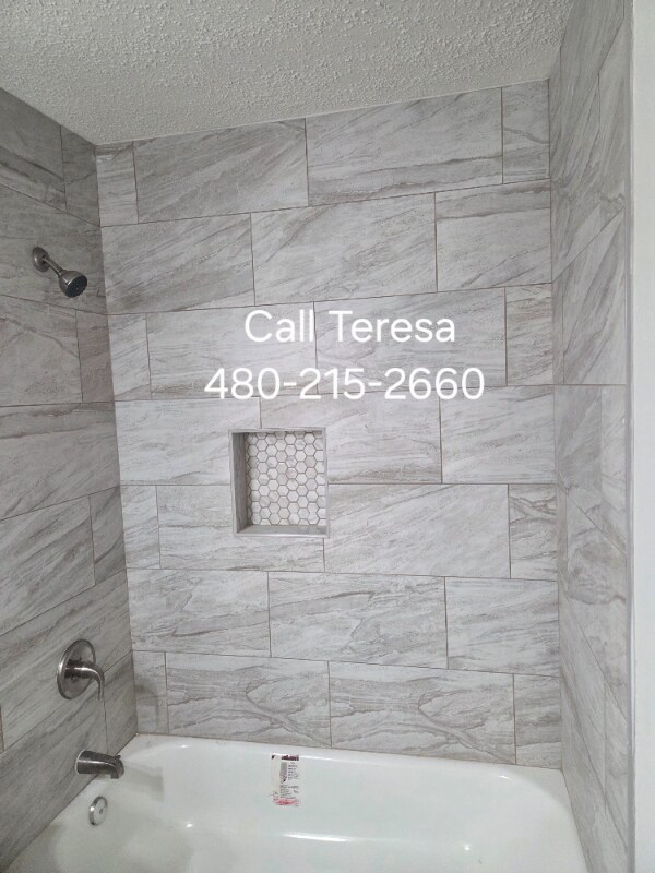 Building Photo - 4325 Chestnut Dr