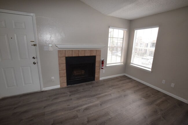 Building Photo - 5533 Chrishire Way