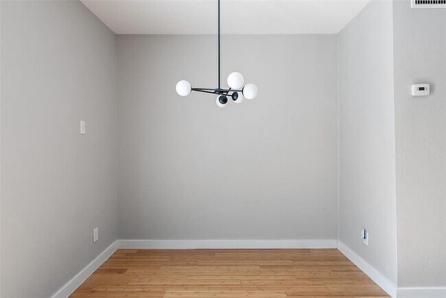 Building Photo - 3601 Menchaca Rd