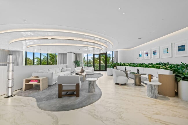 Building Photo - 900 N Ocean Blvd