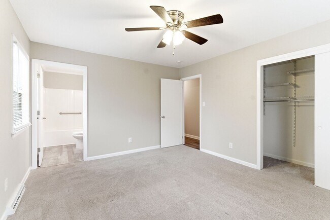 Building Photo - Beautiful, updated 3-bedroom, 2-bathroom brick ranch home in High Point with Fenced in yard