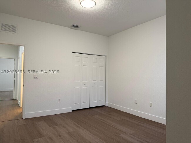 Building Photo - 4017 SW 149th Ct
