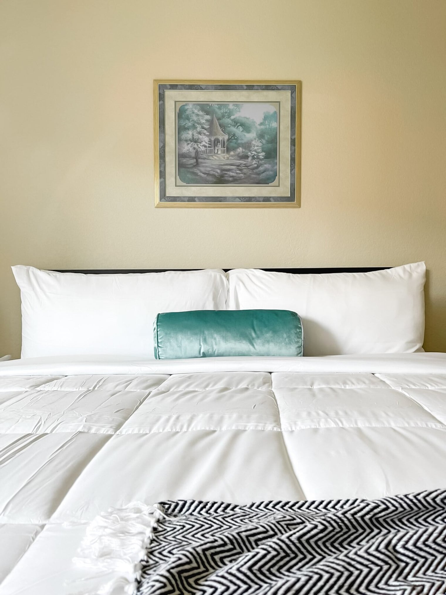 Building Photo - 12701 N Pennsylvania Ave