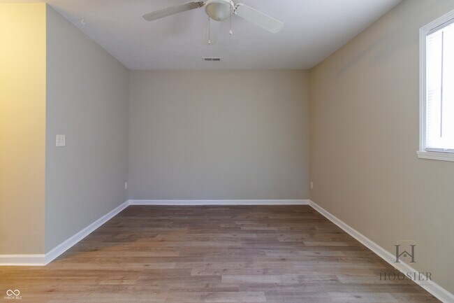 Building Photo - 5838 Greenfield Ave