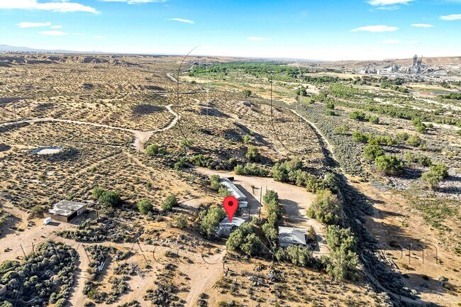 Building Photo - Affordable 2 Bedroom with Yard Space & Functional Layout