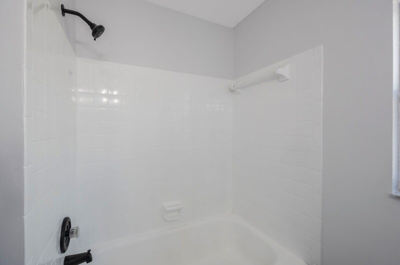 Building Photo - 200 Westwood Terrace N