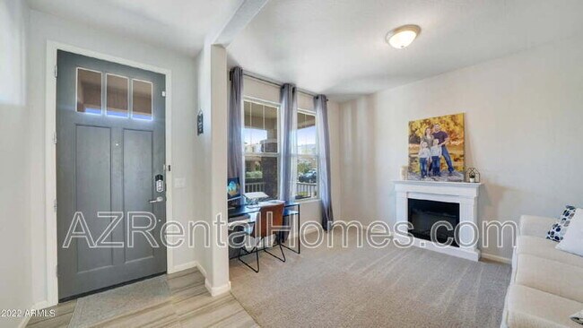 Building Photo - 10540 E Sebring Ave