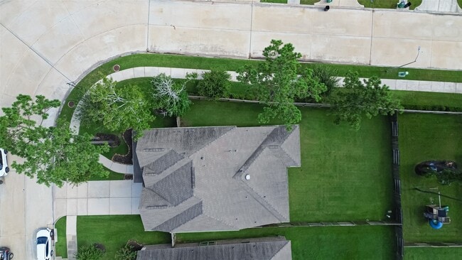 Building Photo - 16886 Ramsay Cascades Dr