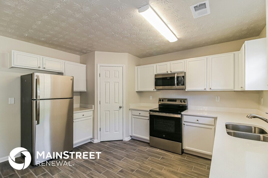 Building Photo - 263 Millstone Dr