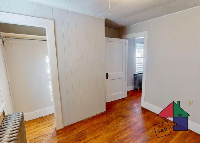 Building Photo - 831 Graniteville Rd
