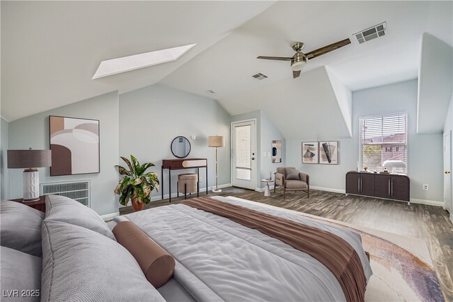 Building Photo - 6048 Attavilla Dr