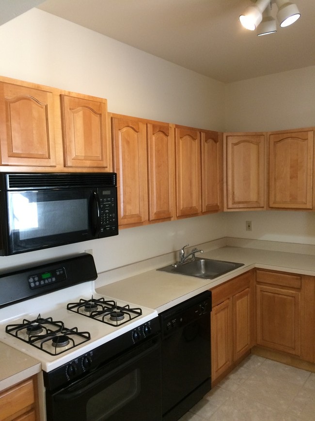 Building Photo - Jefferson Ridge Apartments