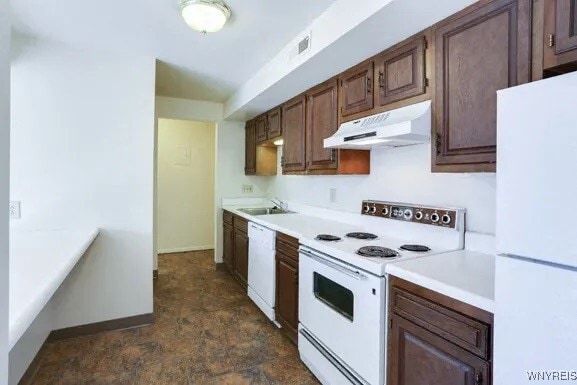 Building Photo - 4401 Chestnut Ridge Rd