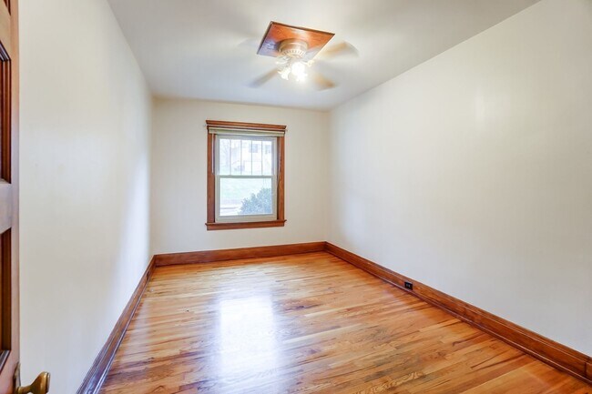 Building Photo - 1816 Jefferson Ave