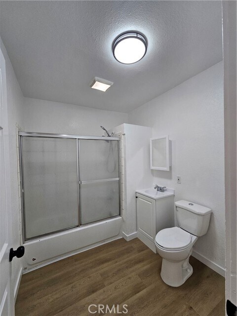 Building Photo - 440 W 8th St