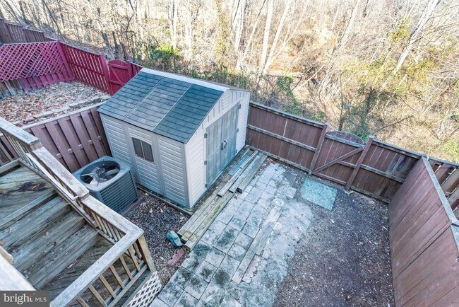 Building Photo - 2594 Sylvan Moor Ln