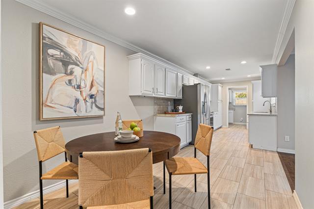 Building Photo - 8605 Grumman Dr