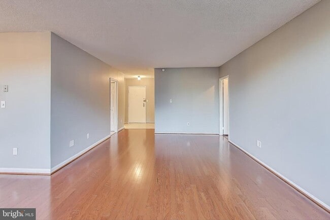 Building Photo - 5500 Holmes Run Pkwy