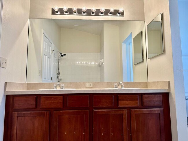 Building Photo - 27747 Pleasure Ride Loop