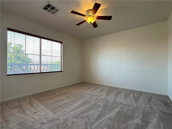 Building Photo - 2411 Brockton Way