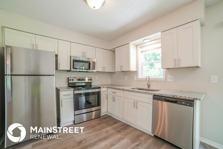 Building Photo - 601 S Central St