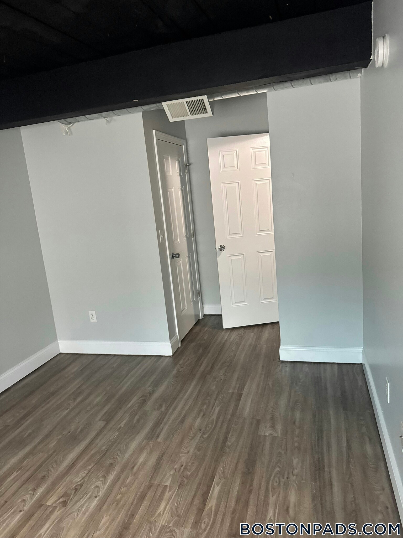 Building Photo - 26 Portland St