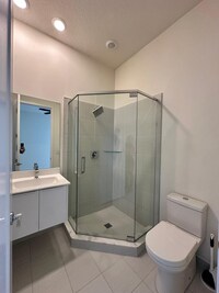 Building Photo - 6681 NW 104th Ave