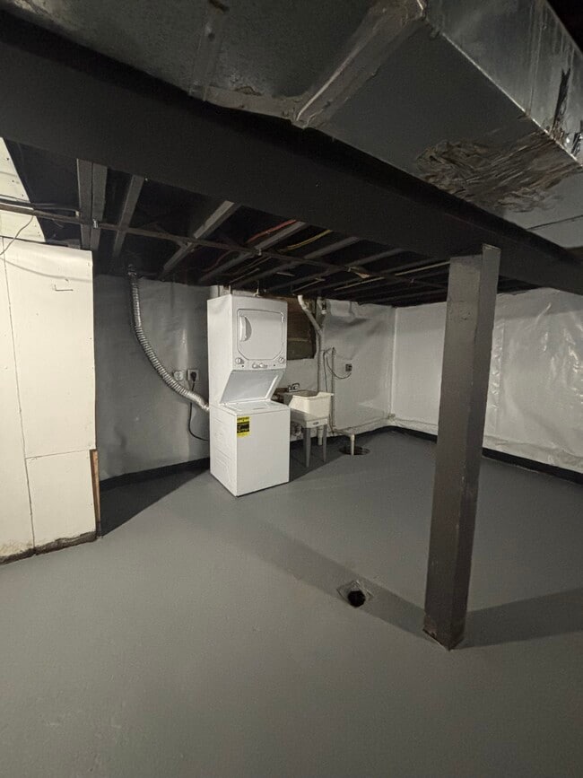 Building Photo - 10XX E Cold Spring Ln