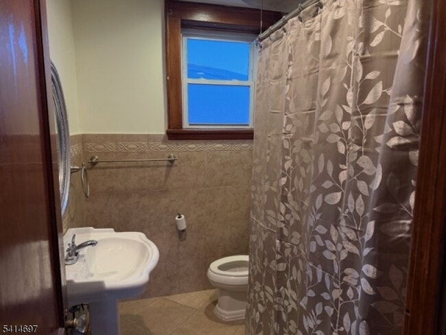 Building Photo - 719-723 E 30th St