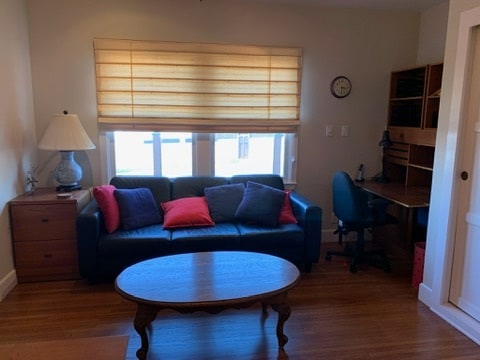 Middle bedroom can be office or have twins or a queen bed - 524 Paseo de la Playa