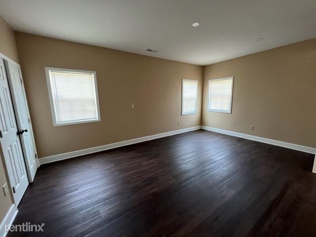 Building Photo - 3 br, 2 bath House - 1691 Old Linwood Rd