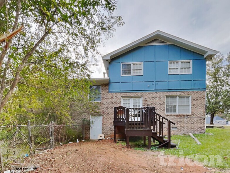 Building Photo - 832 S Deshon Rd