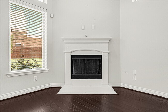 Building Photo - 5231 Pickford Grove Ln