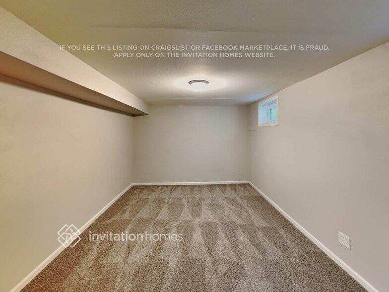 Building Photo - 9153 Meade St