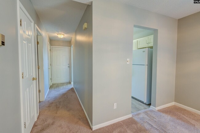 Building Photo - 229 Deer Hound Trail