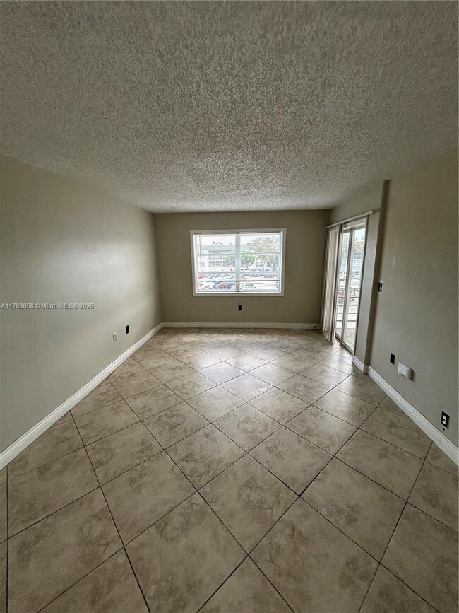Building Photo - 6507 Winfield Blvd