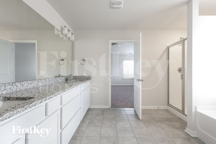 Building Photo - 600 Okame Ct