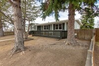 Building Photo - 1622 Oxford Dr