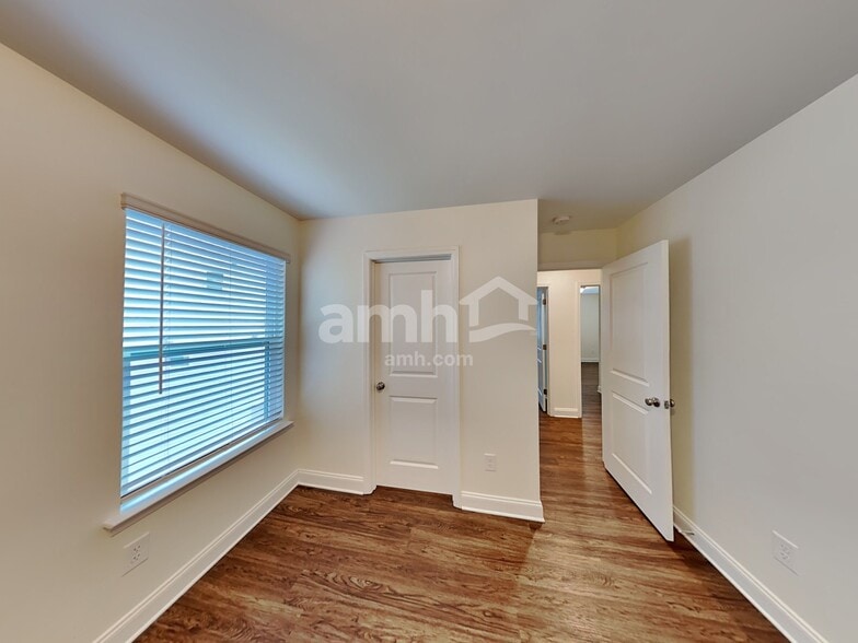 Building Photo - 138 Cobblestone Dr