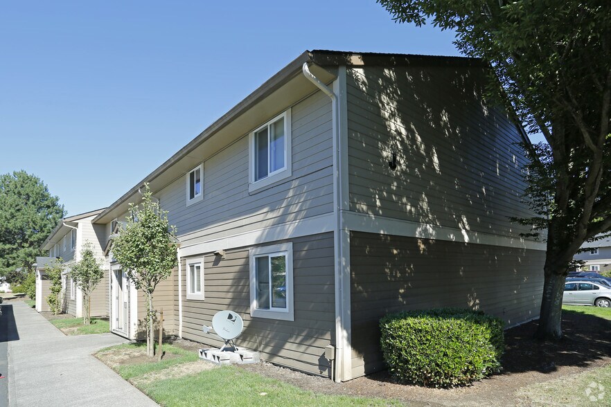 Building Photo - Willow Creek