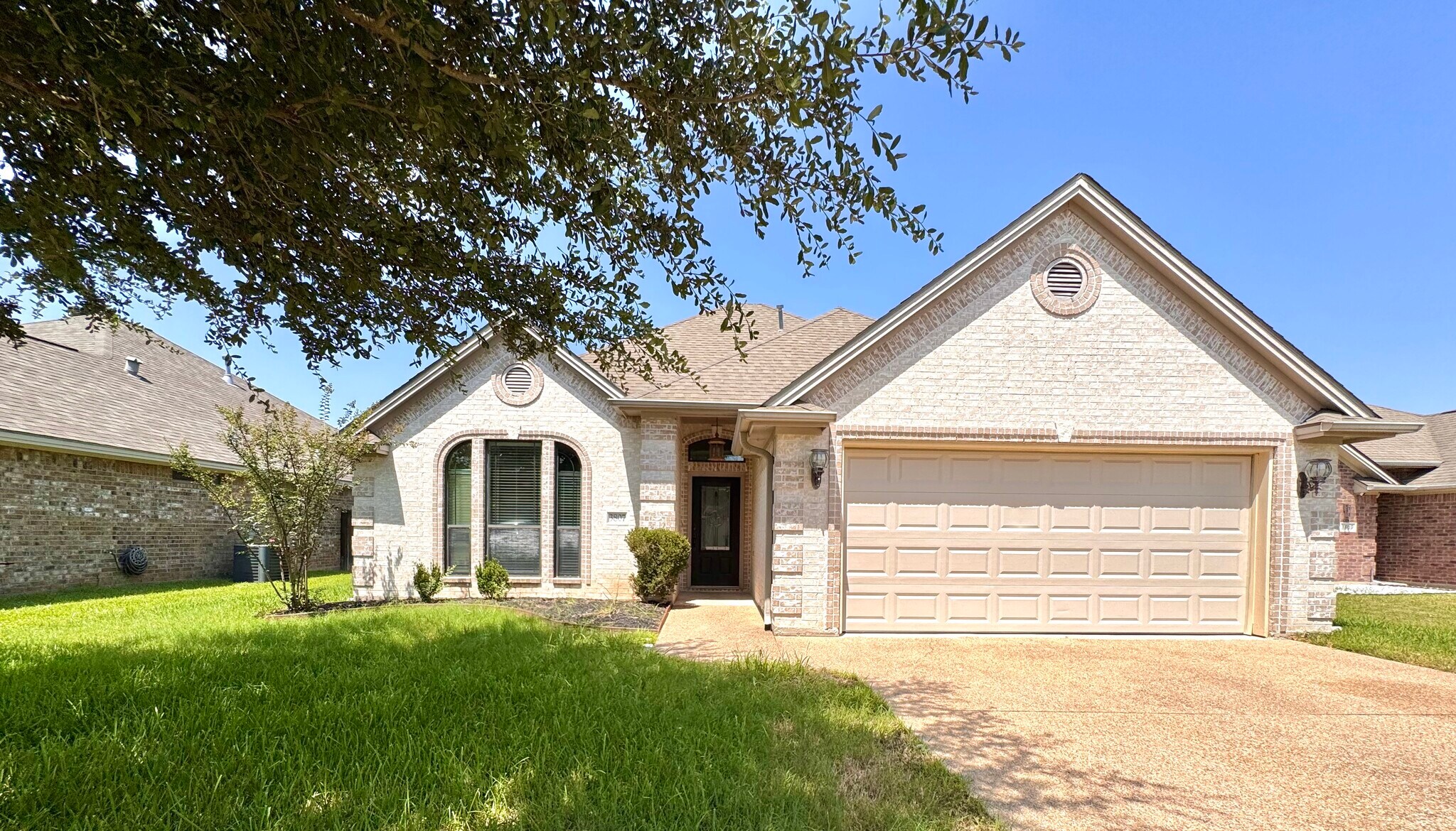Building Photo - 3807 Ransberg Ct