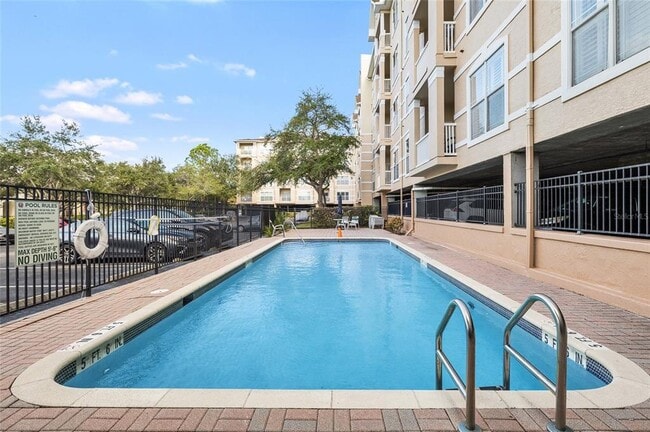 Building Photo - 1216 S Missouri Ave