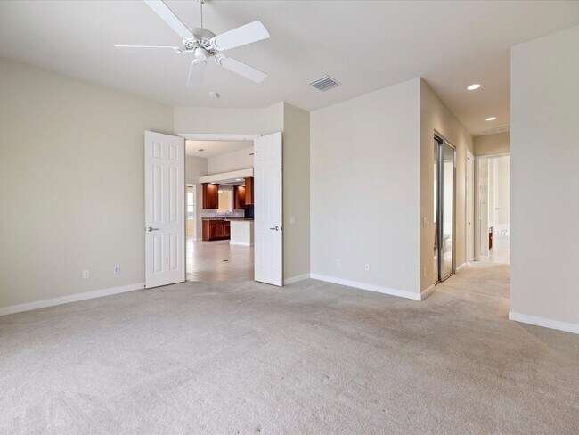 Building Photo - 4-bd,3-bth in The Isles-One Of Palmer Ranch’s Most Sought After Community