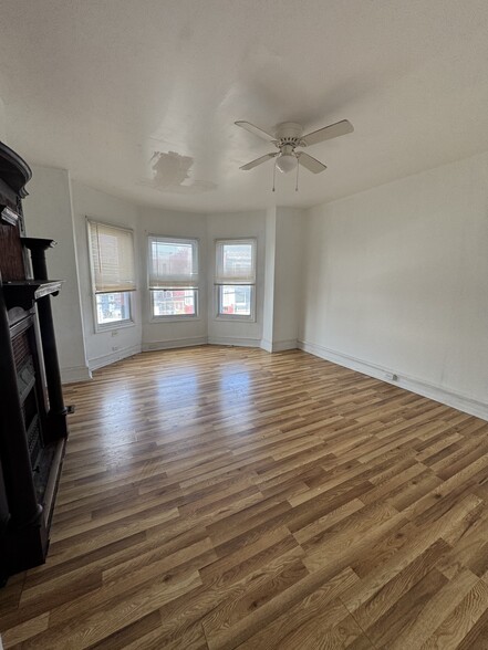 Building Photo - 5524 Locust St