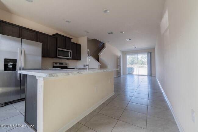 Building Photo - 513 Spanish Oaks Way