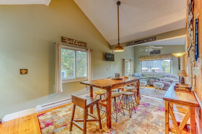 Building Photo - 28 Condo Rd