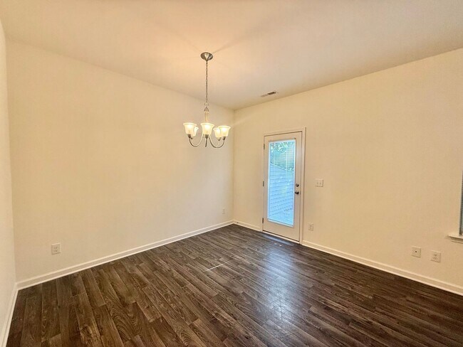 Building Photo - Spacious 3BD, 3.5BA Clayton Townhome with a Large Bonus Space Downstairs and Easy Access to Highways